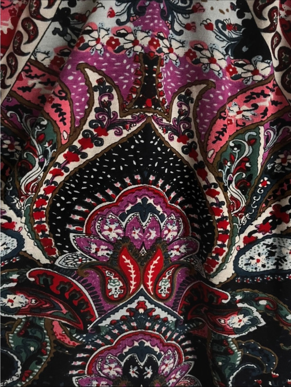 Bila Navy and Pink Paisley Lace-Trim Sleeveless Top - Picture 7 of 7